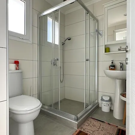 1 Bedroom Loft Lägenhet *